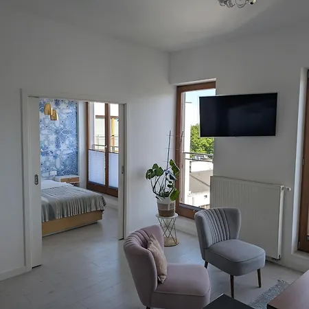 Bnn By Expo Xxi * Βαρσοβία